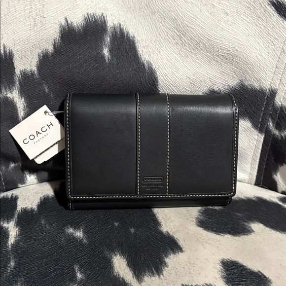 #46 COACH - Picture 1 of 1